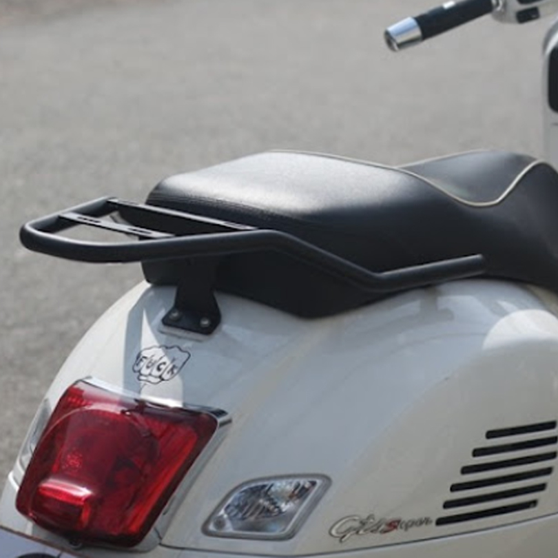 Baga Givi Cho Xe Vespa GTS300