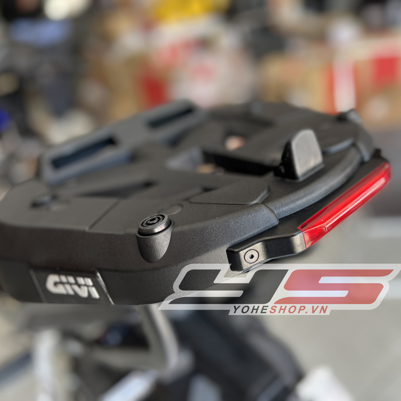Đế Thùng Givi M7MNS Tích Hợp Đèn Hậu