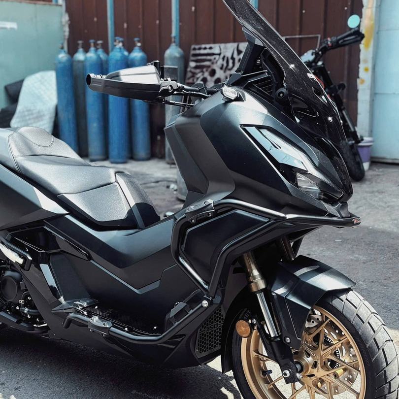 Khung Chống Đổ QTech Cho ADV 350